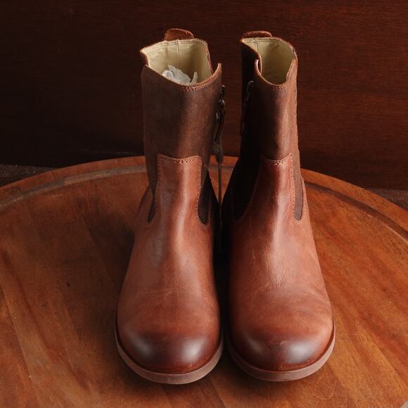 OluKai Boots WMS SZ 7 Brown Kaupili Short Leather Zip Ankle Southwest Casual NWT - Picture 2 of 16